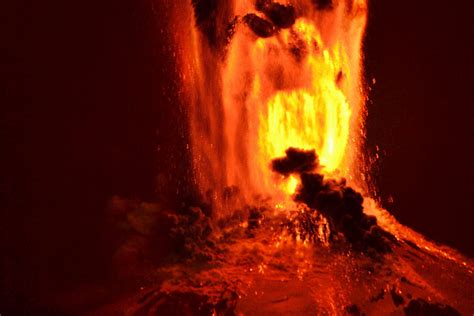 Villarrica Volcano Eruption | Earth Blog