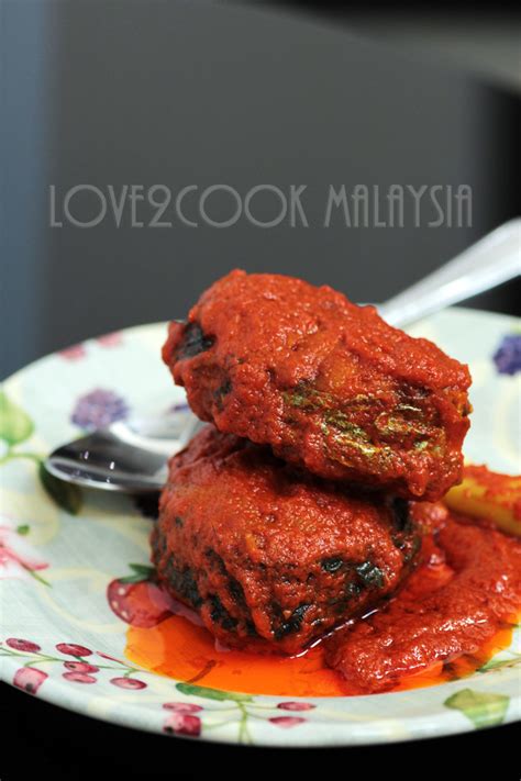 ♥ LOVE2COOK MALAYSIA♥: Ikan Masak Merah / Fish in Spicy Red Sauce...