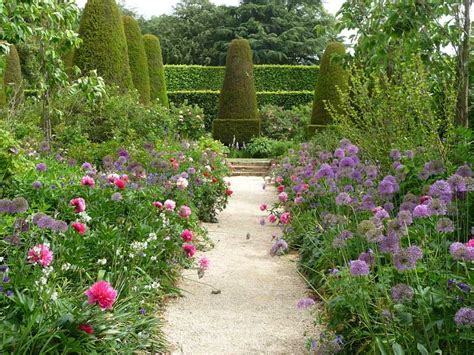 Hidcote Manor garden | Tour London & Beyond