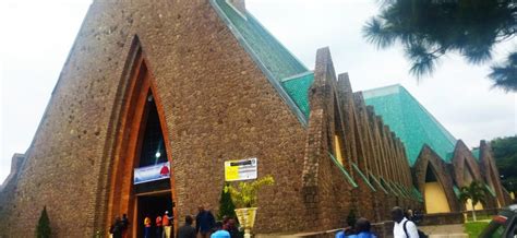 Religion la basilique Sainte Anne du Congo prépare son 80e