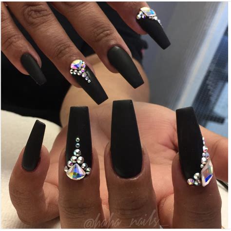 Pin By Marina Oddi On Salvataggi Rapidi In 2024 Diamond Nails Black Acrylic Nails Matte