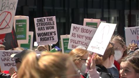 Mieszkańcy Chicago protestowali na Federal Plaza w obronie prawa do