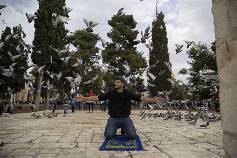 Friday prayer at Al-Aqsa Mosque in Jerusalem – Middle East Monitor