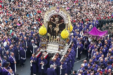 Señor de los Milagros el martes 18 habrá desvíos del transporte