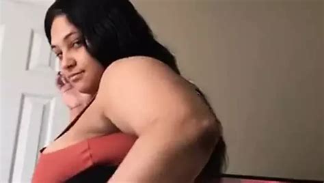 BRAZILIAN BBW TWINS WITH BIG BOTTOMS 01 XHamster