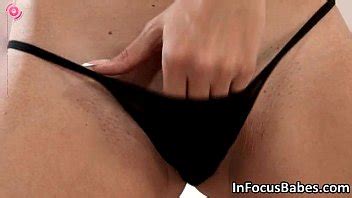 Sensual Brunette Babe Loves Showing XVIDEOS