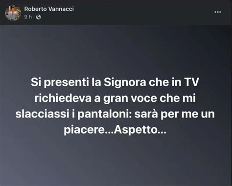 Roberto Vannacci Su Facebook Invita Roberta Parigiani A Slacciargli I