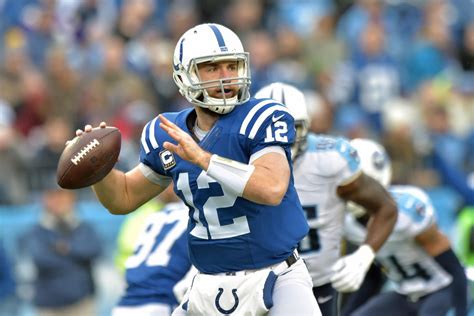 Andrew Luck Breaks Peyton Mannings Colts Franchise Record For Single