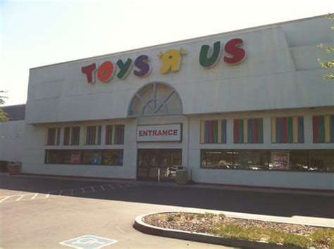 TOYS R US - CLOSED with reviews - Updated September 2024 - 18 Photos ...