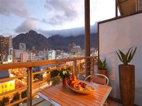 Bloubergstrand Hotels, Cape Town, South Africa - Hotels in ...