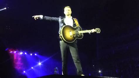 Justin Timberlake Sings Elvis Presley At The O2 Youtube
