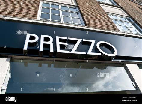 Prezzo Restaurant Hi Res Stock Photography And Images Alamy