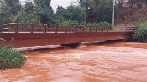 Ponte Sobre O Rio Turvo Na Ers Entre Campo Novo E Braga Est