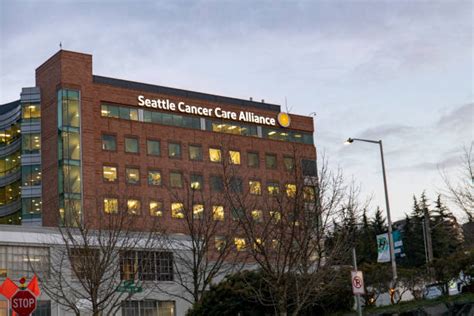 Seattle Cancer Care Alliance Stock Photos, Pictures & Royalty-Free ...