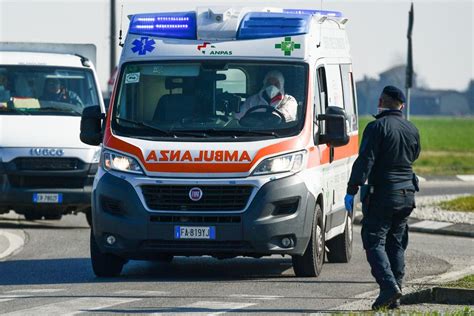 Milano Ciclista Enne Muore In Un Incidente Stata Travolta Da Una