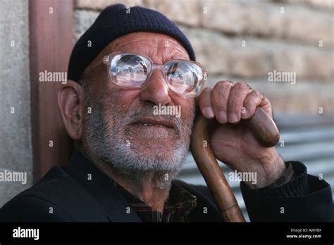 Elderly Iranian Men Hi Res Stock Photography And Images Alamy