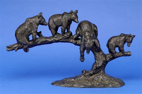 Pin on BRONZES / СКУЛЬПТУРА / FIGUR