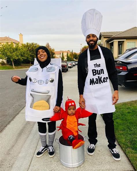 34 Best Family Halloween Costumes 2021 — Matching Family Halloween Costumes