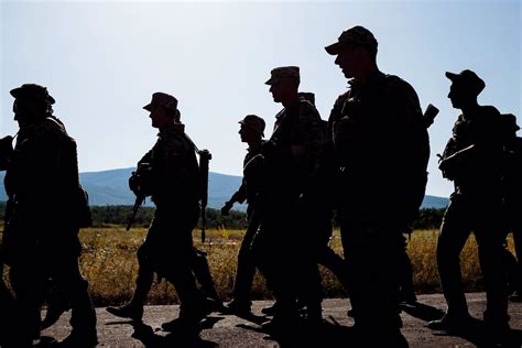 Reino Unido Planea Entrenar A M S De Militares Ucranianos Antes