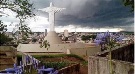 Quarta Feira Tem Previsão De Céu Nublado Com Pancadas De Chuvas E