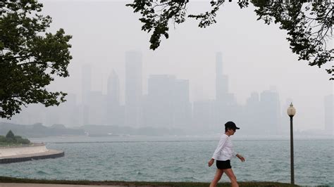 Chicago And Midwest Air Quality Declines As Canada Wildfire Smoke