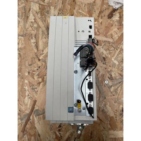 Inverter LENZE Type EVS9325 ES Input 12A Output 13A