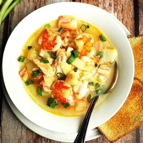 Simple Seafood Soup Recipe - Cre8 at Home