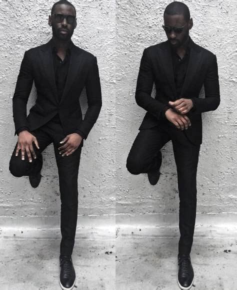 40 All Black Outfits For Men