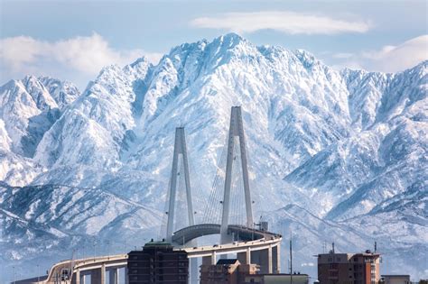 人気ブランドを ⭐️富山を紹介 富山産業観光図鑑 富山 旅行