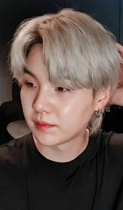 Bts Community Posts He Is Perfect 🔥💜 Minyoongi シュガ 💜🔥 Bts 18 Min