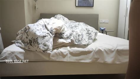 Hotel Dating Recently Divorced Milf F2947