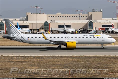 EC NYE Vueling Airbus A321 271NX Photo By Wolfgang Kaiser ID 1457585