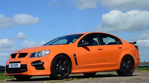 Vauxhall VXR8 review | Auto Express