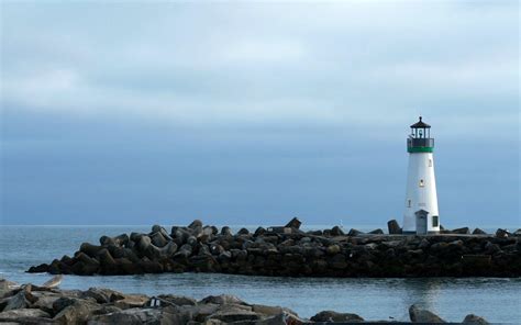 Lighthouse Desktop Wallpapers Free - Wallpaper Cave