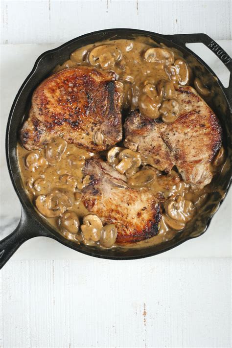 Juicy Cast Iron Pork Chops Recipe A Farmgirl S Kitchen