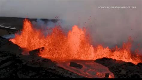 Hawaii S Mauna Loa Eruption Stunning Video Shows Lava Spewing Into Air