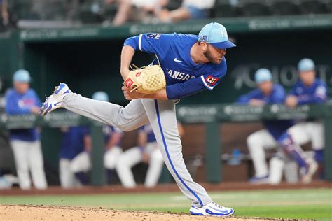 Kansas City Royals face critical season ahead as they aim to reclaim