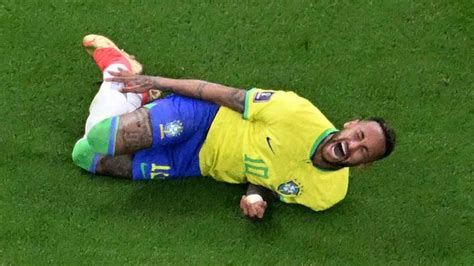 Neymar Transforma Visual Para Volta Na Copa Do Mundo