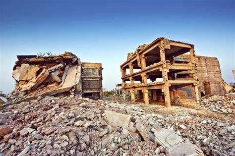 Earthquake damage buildings Pictures, Earthquake damage buildings Stock ...