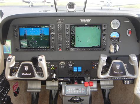 Beechcraft Baron 58 Cockpit