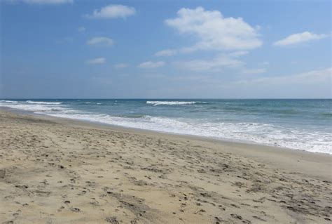 Carlsbad City Beach in Carlsbad, CA - California Beaches