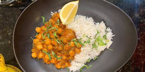 Chana Masala (Garbanzo Curry) Recipe