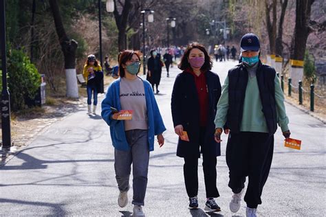 走向春天！北京大学举行庆“三•八”女教职工校园定向健步走 北京大学教职工之家