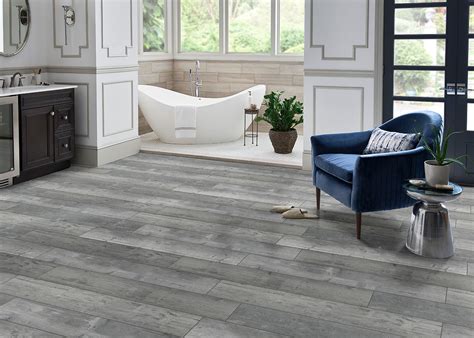 Grey Vinyl Plank Flooring Kitchen | Floor Roma