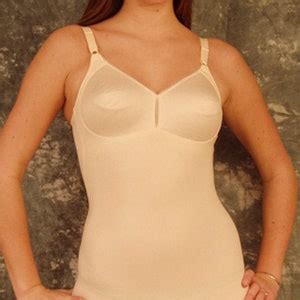 New Vintage Playtex Free Spirit Moderate Control Wire Free Body Briefer