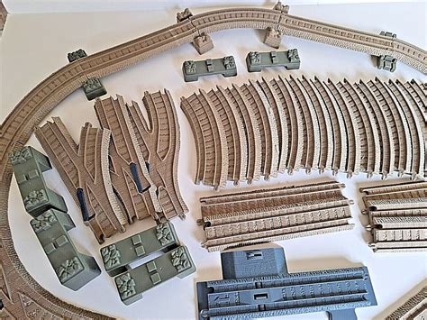 THOMAS the TRAIN TRACKMASTER TRAIN SET Track Trains 55 Pieces Tested ...