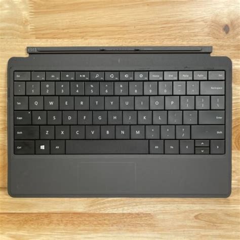 Microsoft Surface Type Cover 2 1561 Gray Illuminated Keys Qwerty