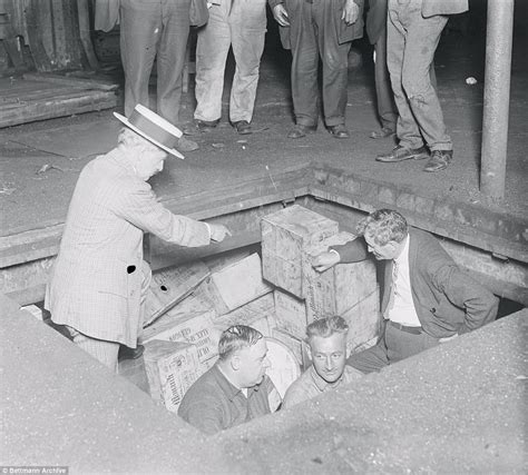 New Yorks Criminal Underground In The 20th Century Daily Mail Online