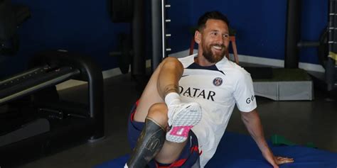 Lionel Messi adelantó su regreso de las vacaciones y comenzó a entrenar