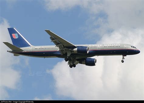 N Ua Boeing United Airlines Blend Qatipi Jetphotos